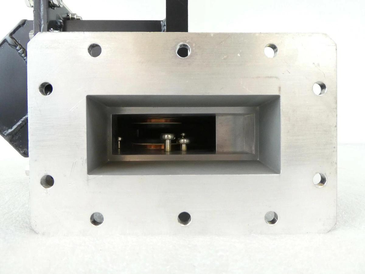 Used Nihon WUG-022NK14T3-V RF Waveguide WTM-02X-02NX1T2-V WEC-029NX50•90T2-V Working