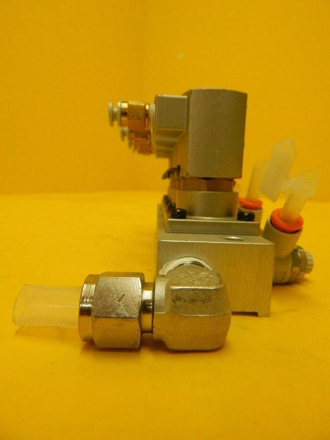 Used SMC VXA2 131 Air Operated Valve Assembly Reseller Lot of 2 Used Working