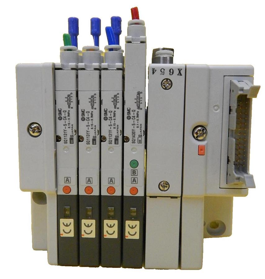 Used TEL Tokyo Electron VP/VI 4-Port Manifold SMC SQ1131Y-5-C4-Q PR300Z Used