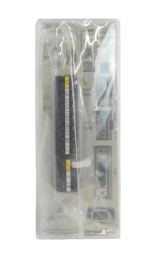 Yaskawa Electric SGDS-01A72AY559 Servo Drive Module SERVOPACK New Surplus