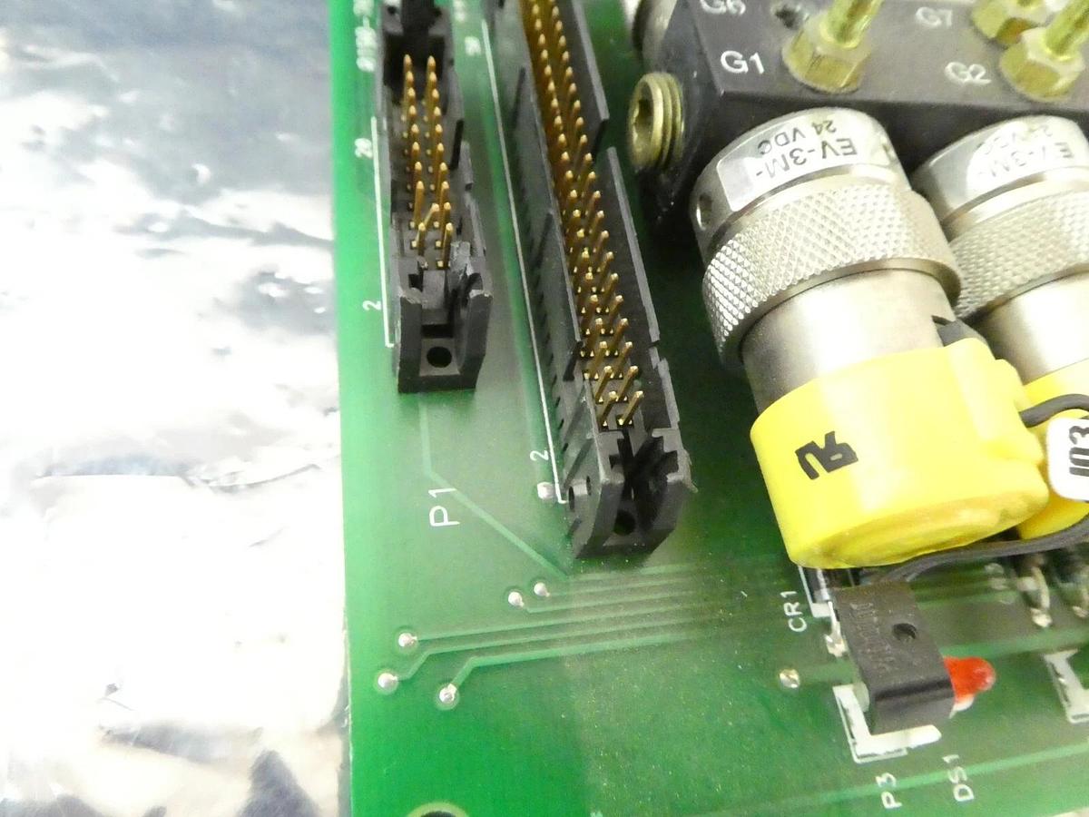 Used Bay Engineering BES-6173-0001 Pneumatic Manifold PCB AMAT 0190-76167 Surplus