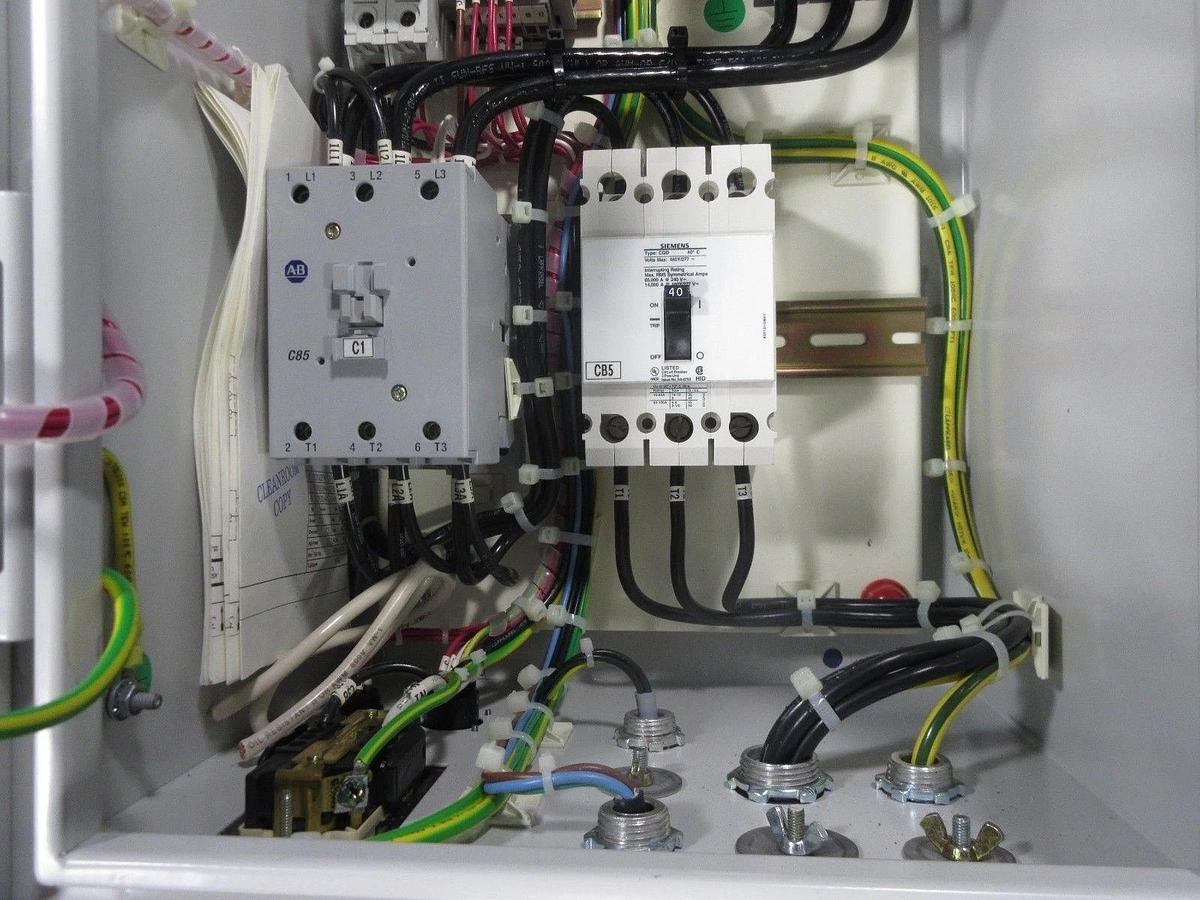 Used Edwards NGV466000 Power Distribution Box w/ Cables NGV466010-D Used Working
