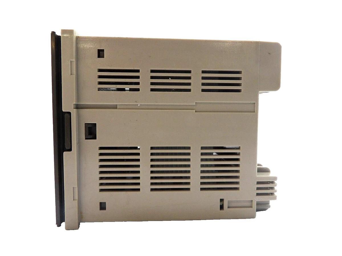 Used Omron E5AX-A20 Temperature Controller E5AX Reseller Lot of 5 Working Surplus