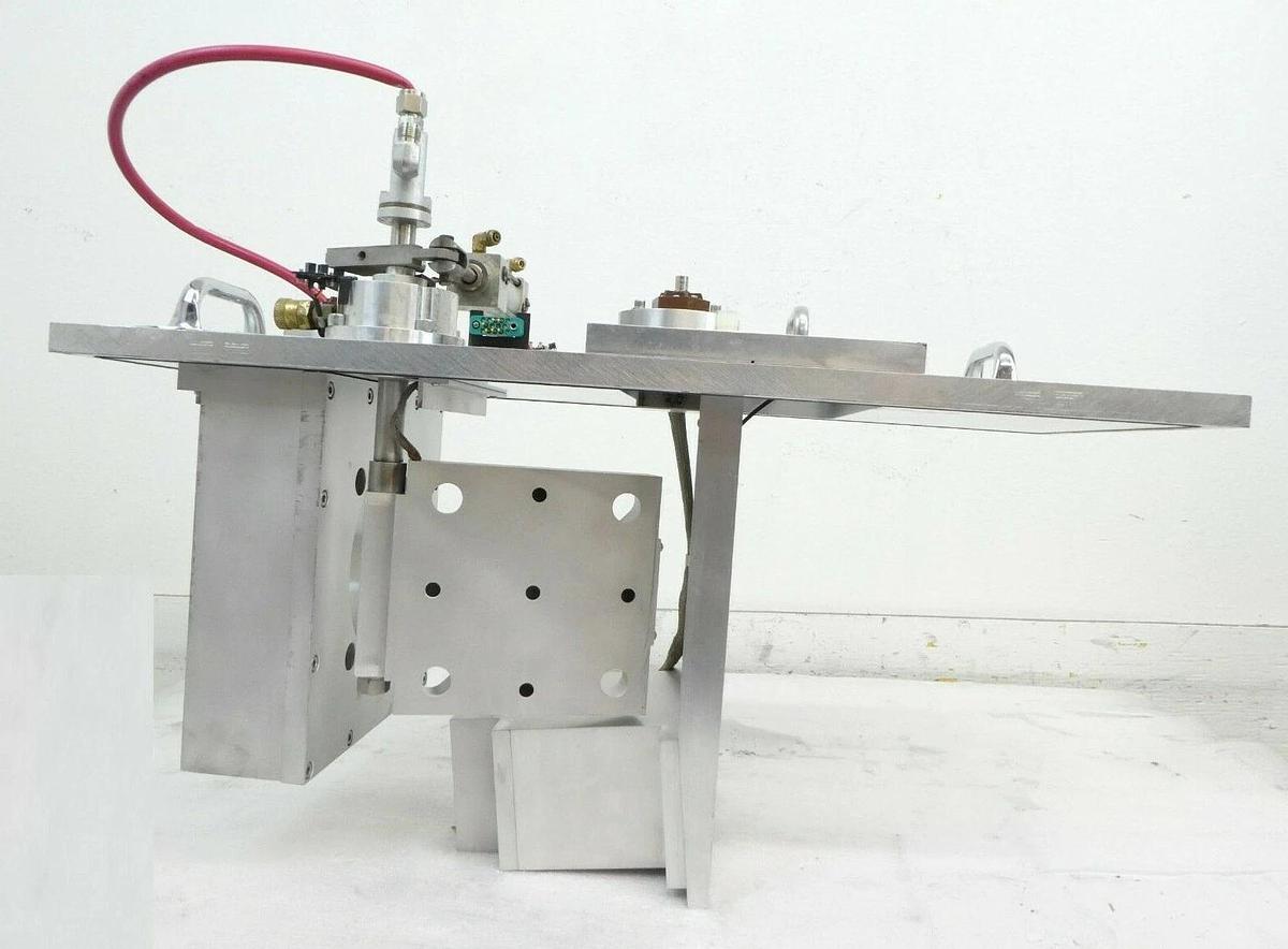 Used Varian 105493001 350DE Endstation Inline Faraday Module 105489001 Working Spare