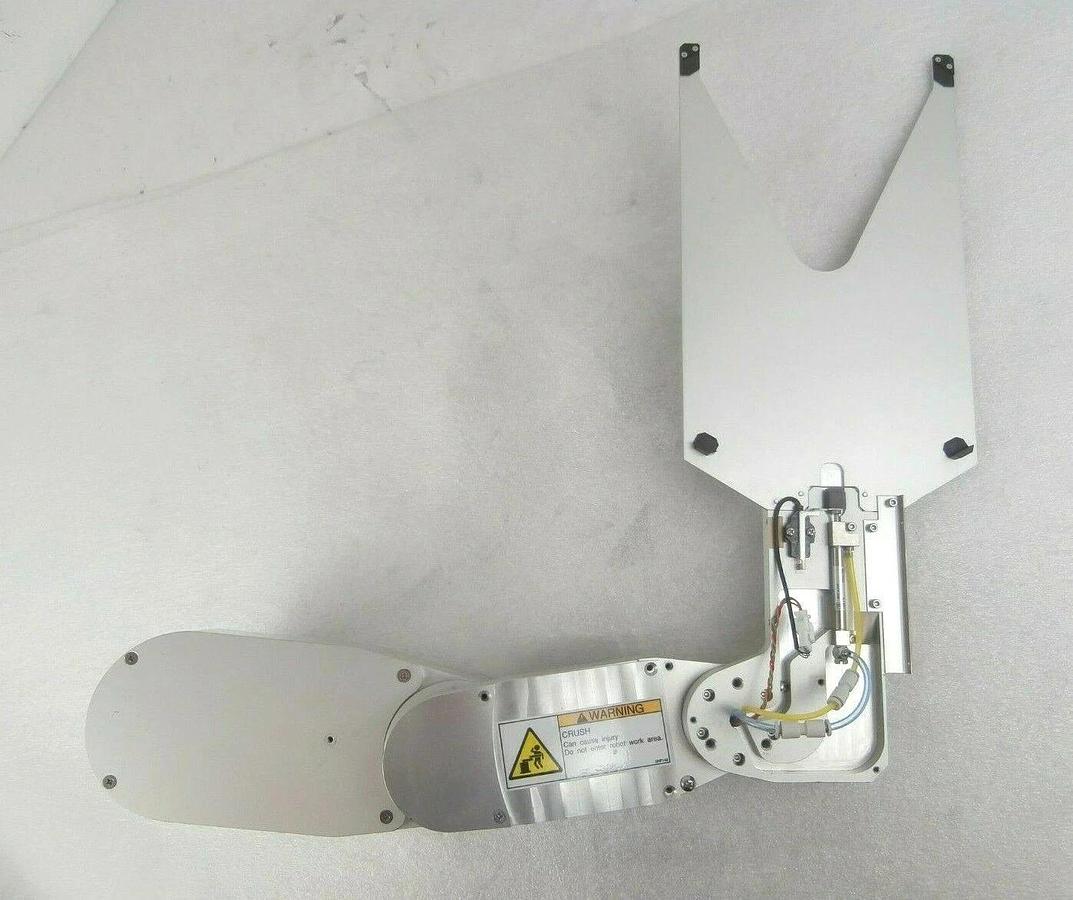 Used Yaskawa Electric XU-RC350D-D91 Indexer Robot Lower Arm with End Effector As-Is