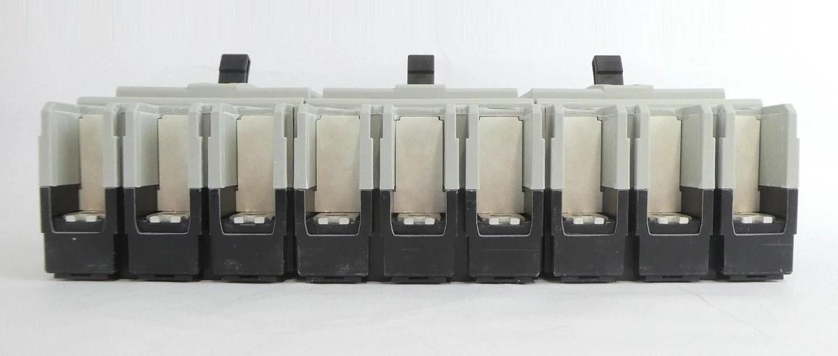 Fuji Eletric EW125JAGU 3-Pole Industrial Circuit Breaker Lot of 4 New Surplus