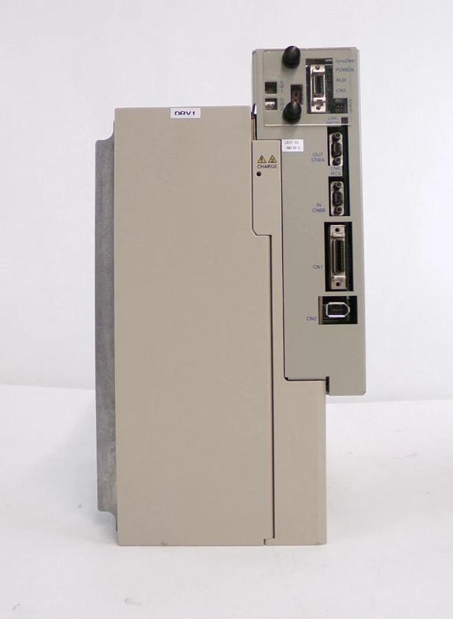 Used Yaskawa Electric CACR-50-AM1VB-E Servo Drive SERVOPACK Lot of 2 Working
