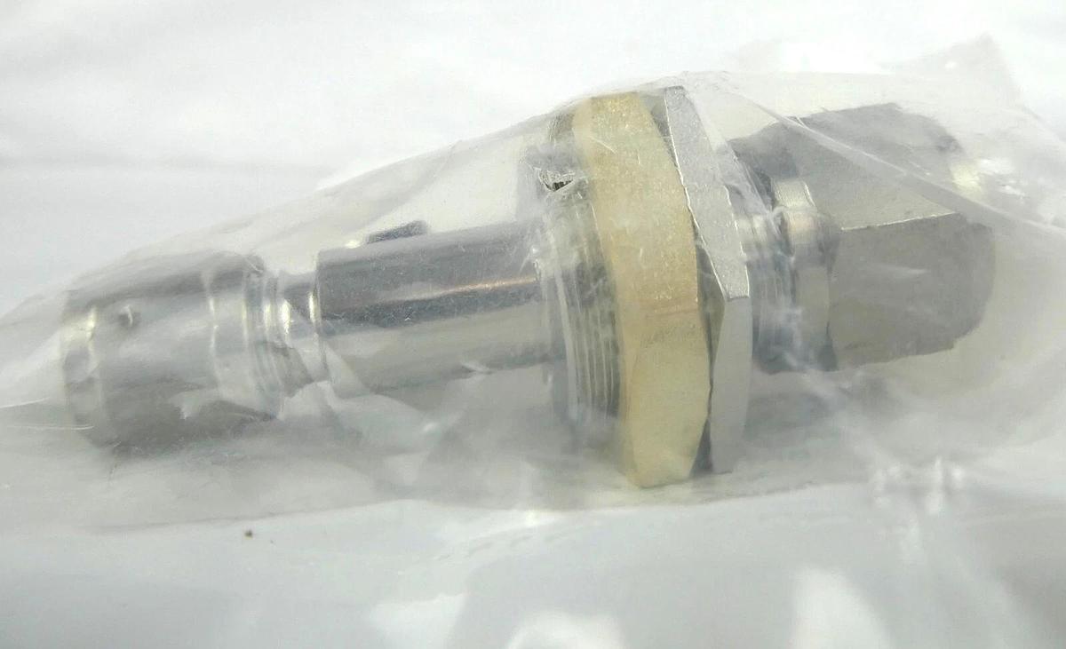 Used Gasflo Products BHD-809-604896 Fitting Assembly Reseller Lot of 8 New Surplus