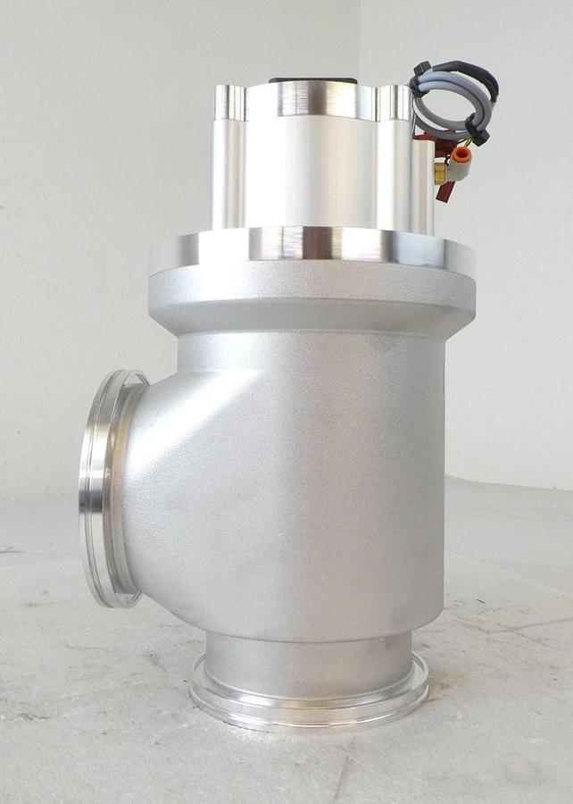 Used VAT 26440-QA21-CML1 High Vacuum HV Angle Valve Bellows Series 26 Working Spare
