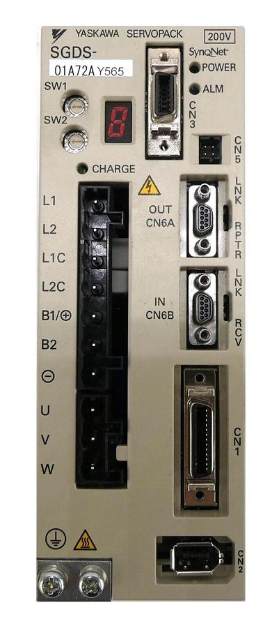 Used Yaskawa Electric SGDS-01A72AY565 Servo Drive SERVOPACK SynqNet 200V Working
