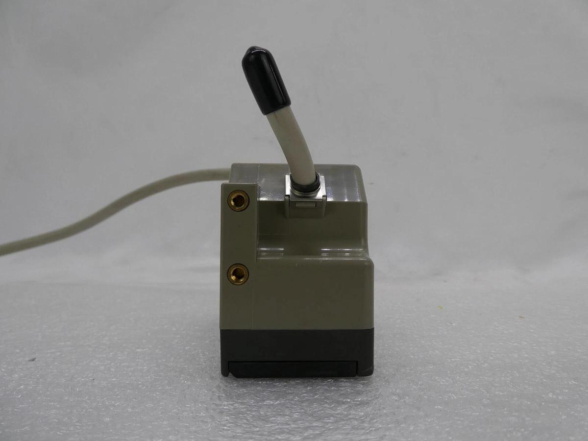 Used Sunx PX-24ES Obstacle Detection Sensor Reseller Lot of 18 Working Surplus