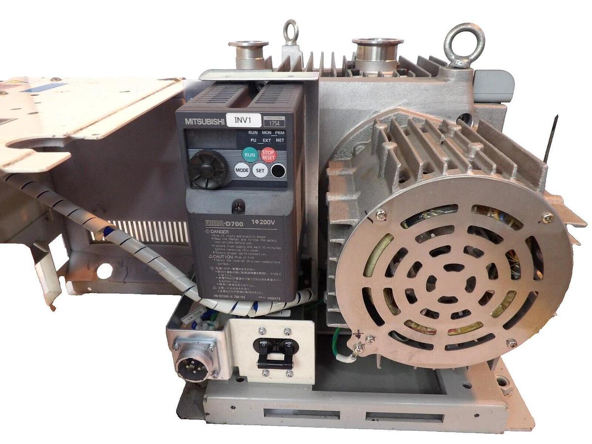 Used Kashiyama NeoDry36CU-001B Vacuum Pump NeoDry36C Novellus R27-402502-00 As-Is