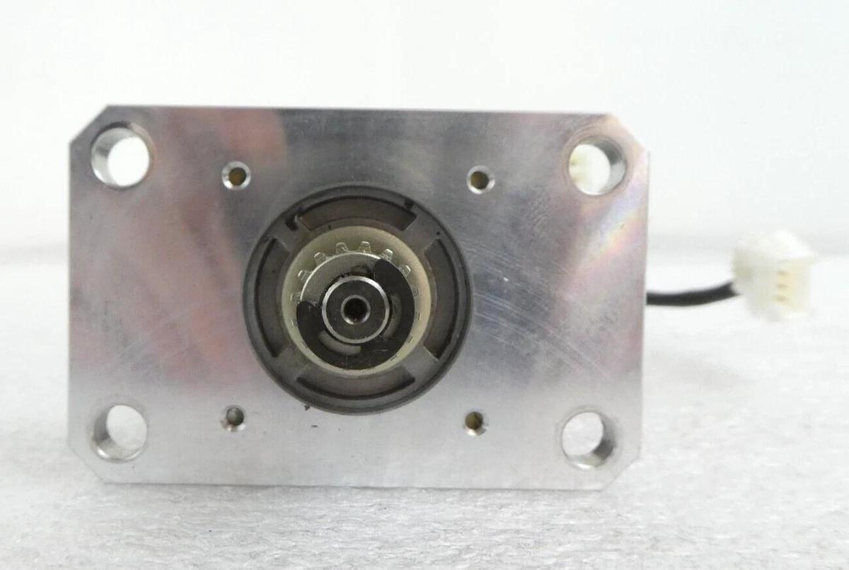 Used Sanyo Denki P50B03003ACL60 AC Servomotor BL Super P5 Nikon NSR-S205C Working