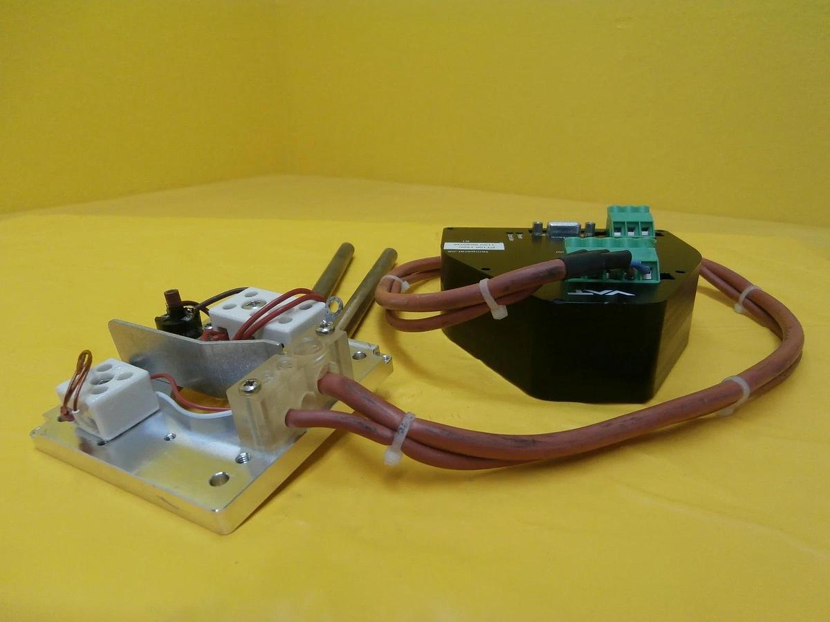 Used VAT TECON 090-001.3 650 Series Gate Valve Heater Controller and Elements Used