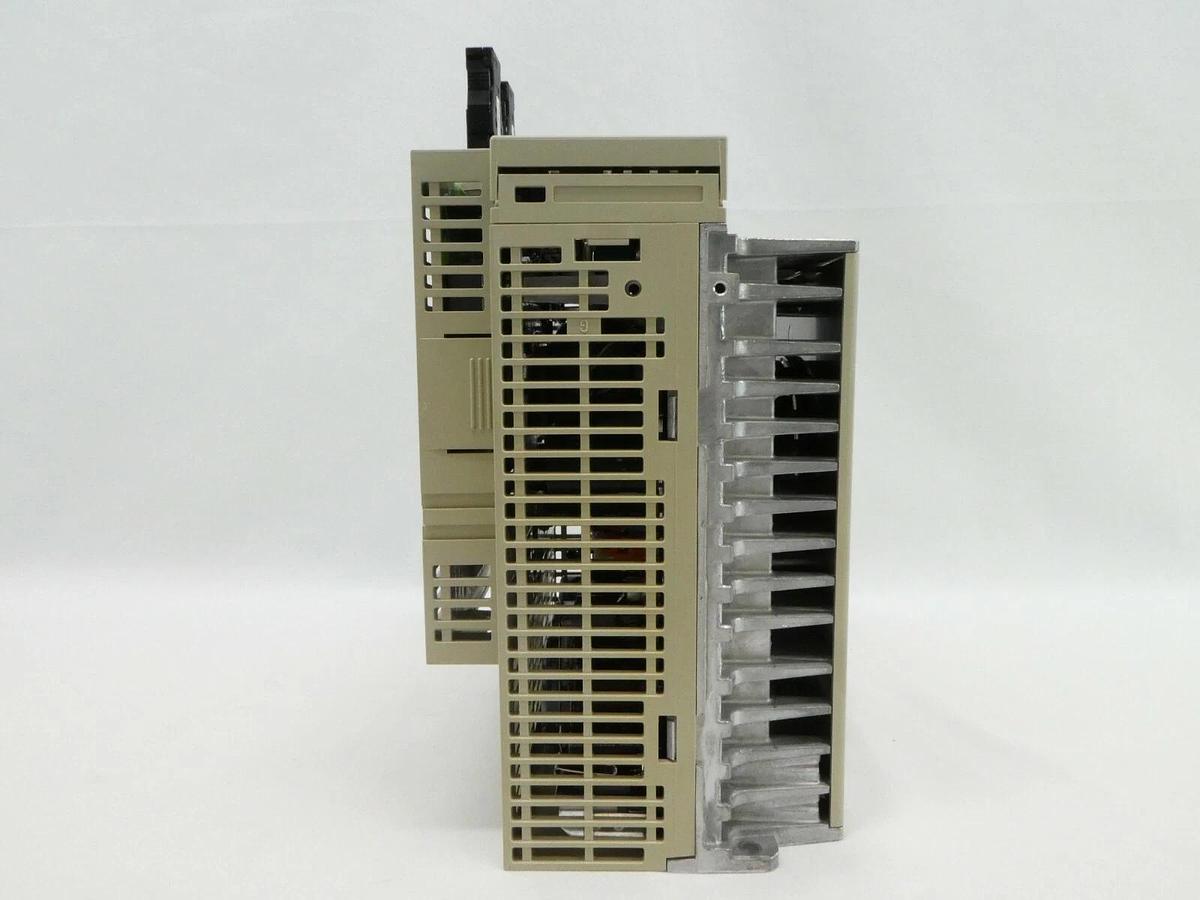 Used Yaskawa SGDH-08AE-SY705 Servo Drive SERVOPACK JUSP-NS1000 Working