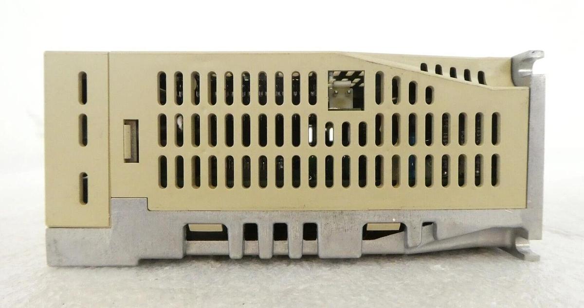 Used Toshiba Machine VLASV-012P2-AX VLASV-012P2-RX AC Servo Driver Lot of 2 Working