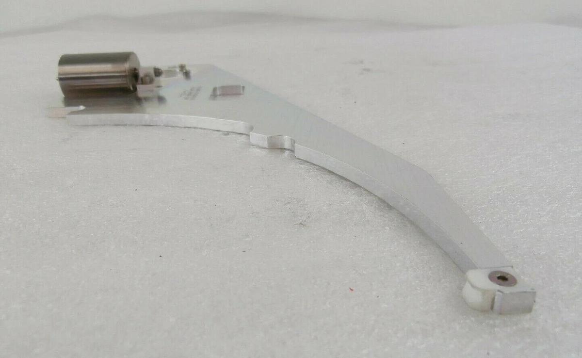 Used AMAT Applied Materials 0040-80142 Upper RH 300mm Gripper Claw 0040-03857 Working