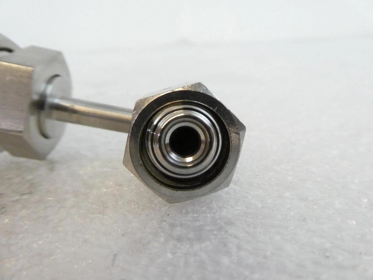 Used MKS Instruments 122B-11441 Baratron Pressure Transducer Type 122B Working