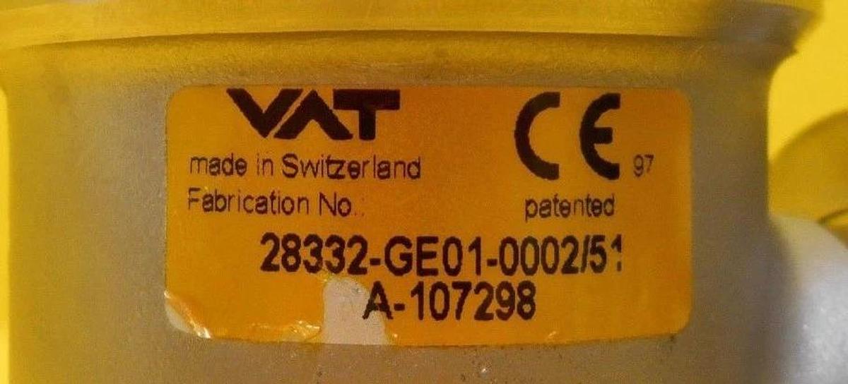 Used VAT 28332-GE01-0002 Manual Right Angle Vacuum Valve UHV Used Working
