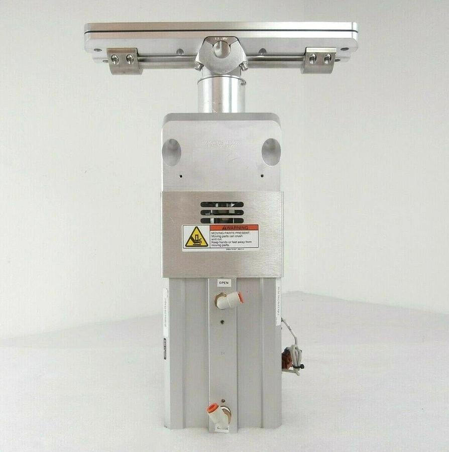 Used SMC NCDQ2B125-UIA97 Slit Valve Pneumatic Cylinder with Gate AMAT Ultima X Spare