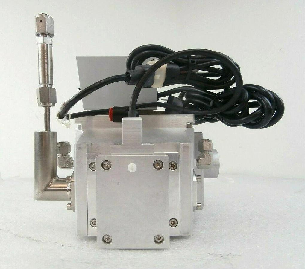 Used Ulvac Technologies UV Lamp House BHK 80-7025-01 with Analamp Enviro II Working