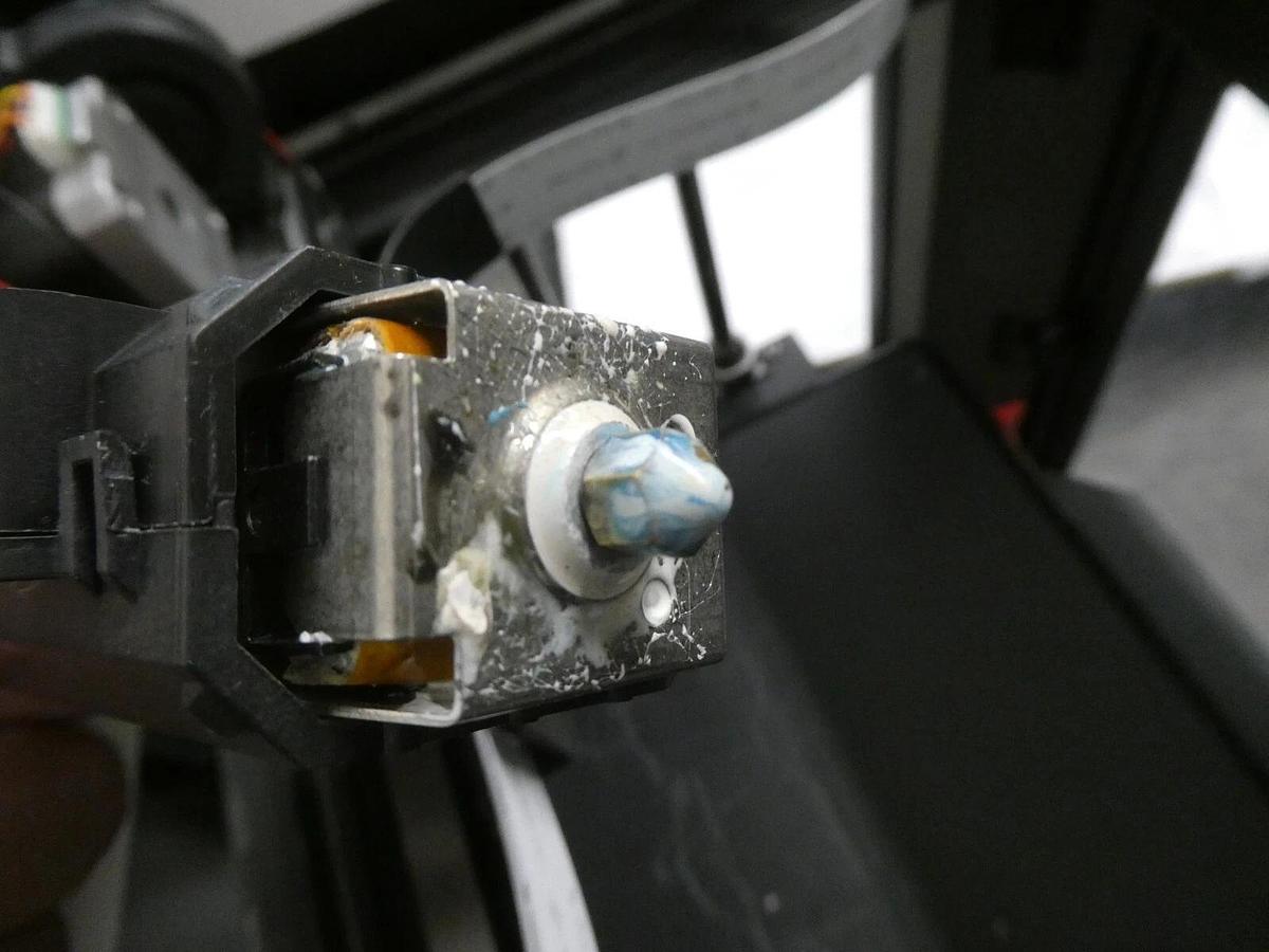 Used MakerBot Replicator Z18 Large Format 3D Printer Smart Extruder 12.2 Surplus
