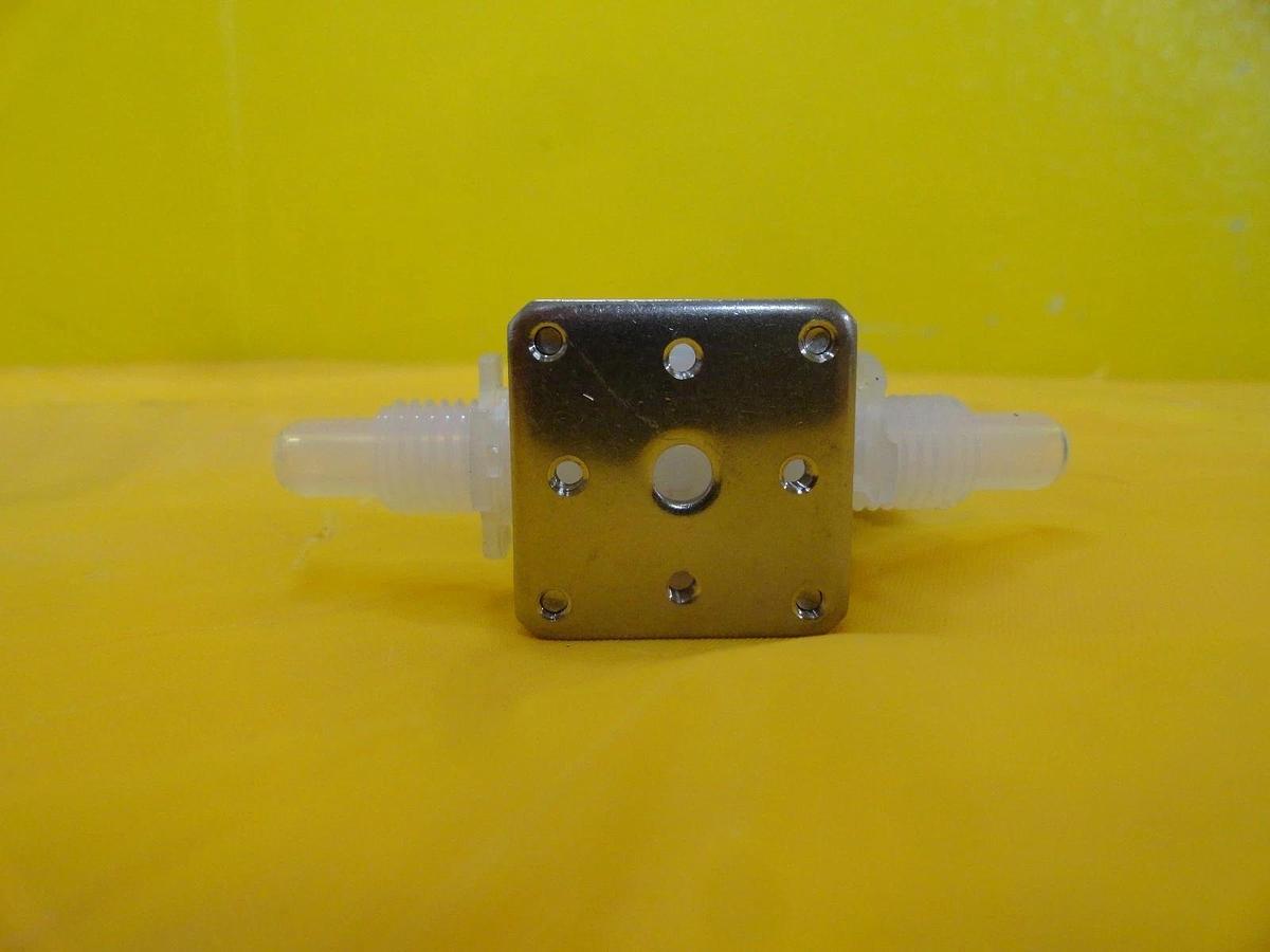 Used CKD AMD01-8BUR-04-TC Pneumatic Valve Photoresist Lot of 10 TEL Lithius Used