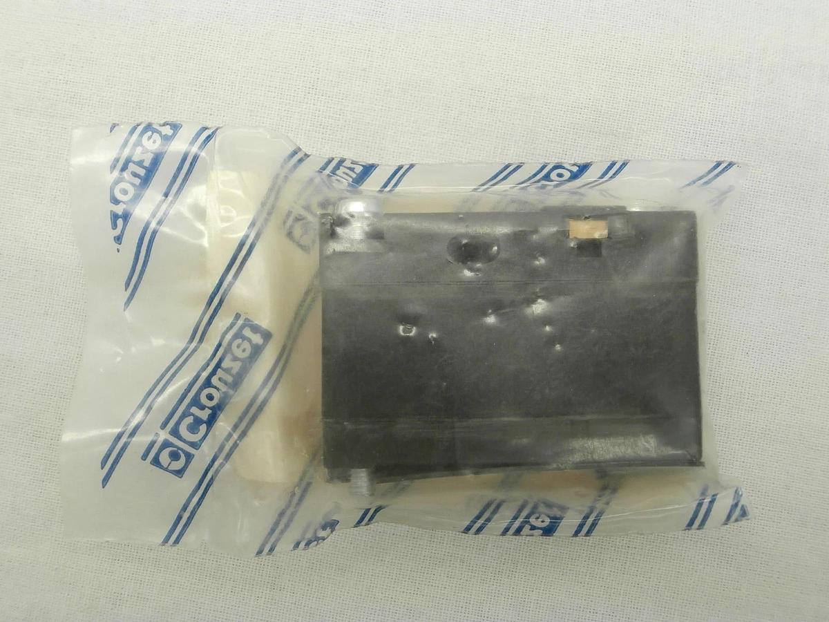 Crouzet Pneumatic Components Lot of 14 722-851 81519 722-873 722-889 723-006 New