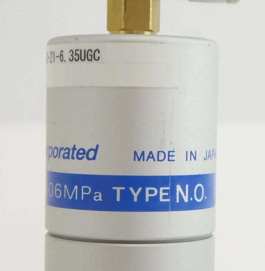 Fujikin FP-NSD-21-6.35UGC Metal Diaphragm Valve Reseller Lot of 16 New