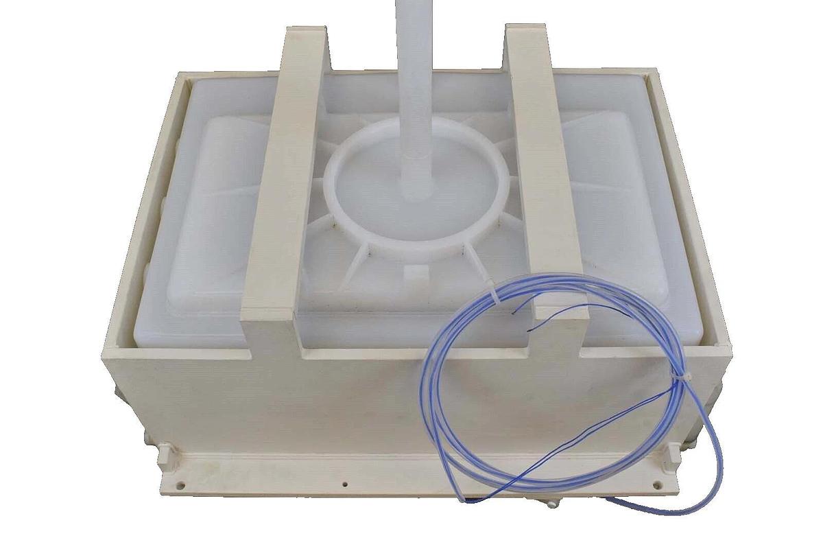 Used SCP Global Technologies 895-310-1A Molded Tank Assembly Farm 9200 w/IMBA Spare