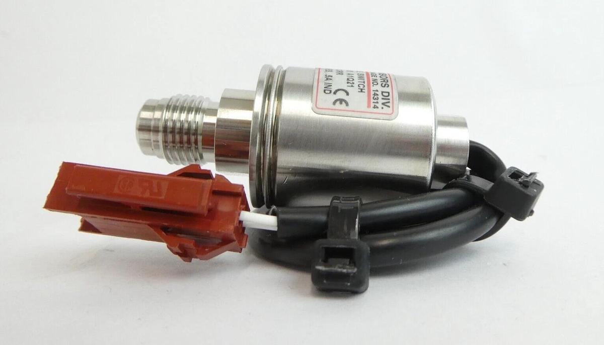 Used UE Precision Sensors E36W-H420 Pressure Switch Reseller Lot of 18 Working