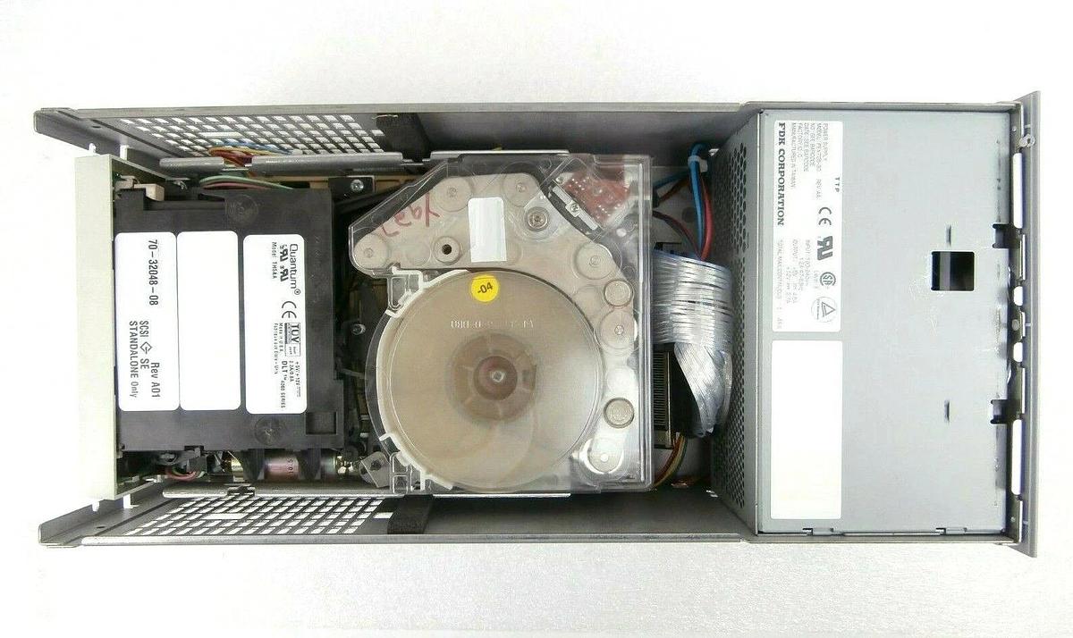 Used Sun Microsystems 599-2131-01 External Tape with 40GB Fujifilm DLTape IV Working