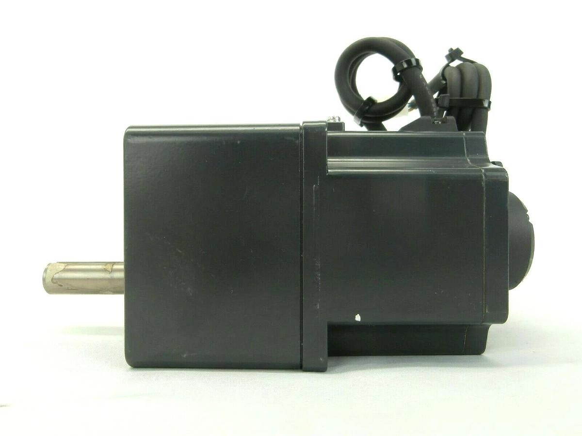 Used Oriental Motor BXM6400-B1 Brushless DC Motor with Gear Head 6GH5K-D1 Spare
