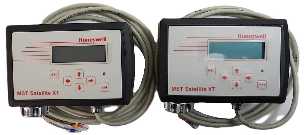 Honeywell 9602-0200 Gas Detector MST Satellite XT 4-20mA Lot of 2 New