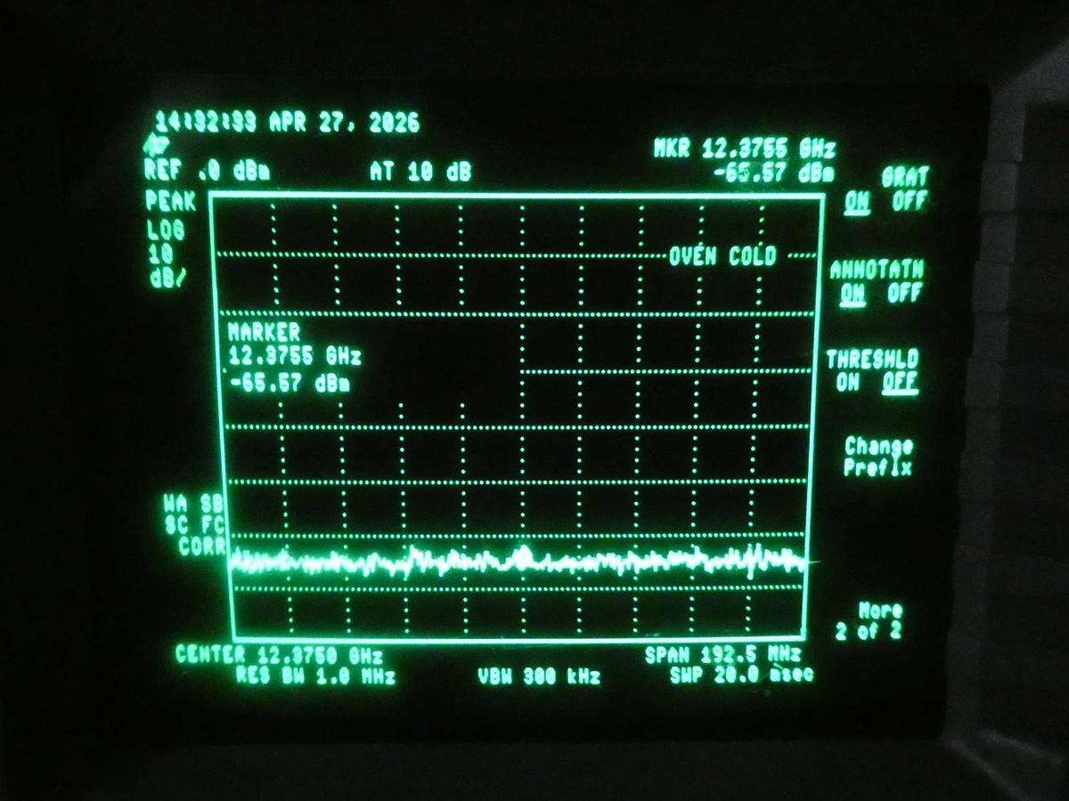 Used HP Hewlett-Packard 8593E Spectrum Analyzer 9kHz-22GHz 043 140 Spare Surplus