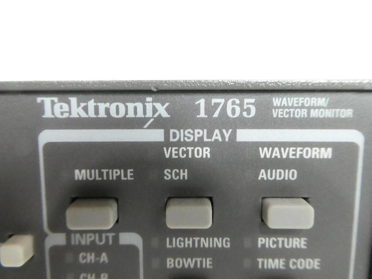 Used Tektronix 1735 Waveform/Vector Monitor Used Working