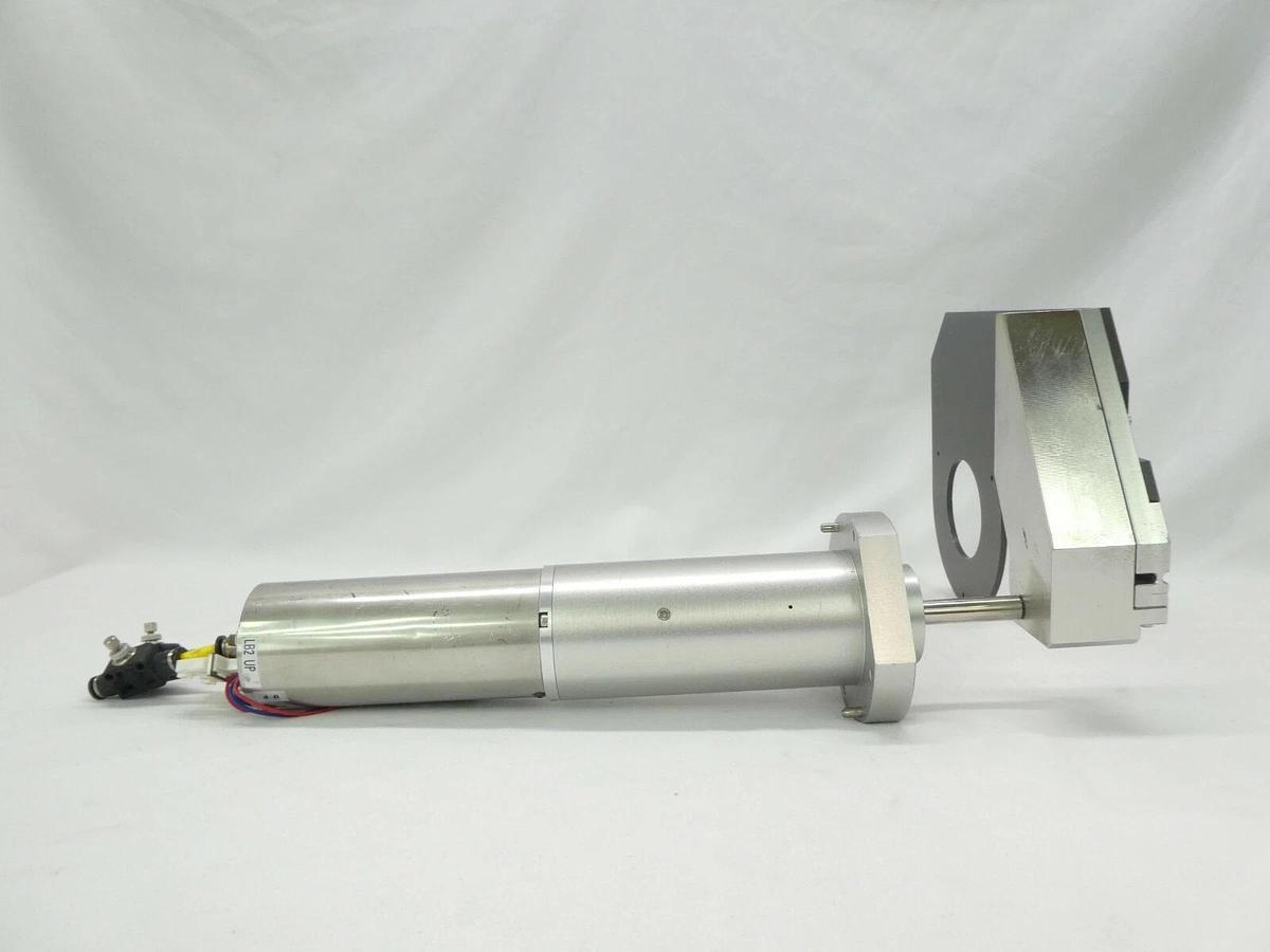 Used Kuroda SPCBUA2-20-16-ZV Wafer Transfer Robot TEL 3D80-000009-V4 T-3044SS Working