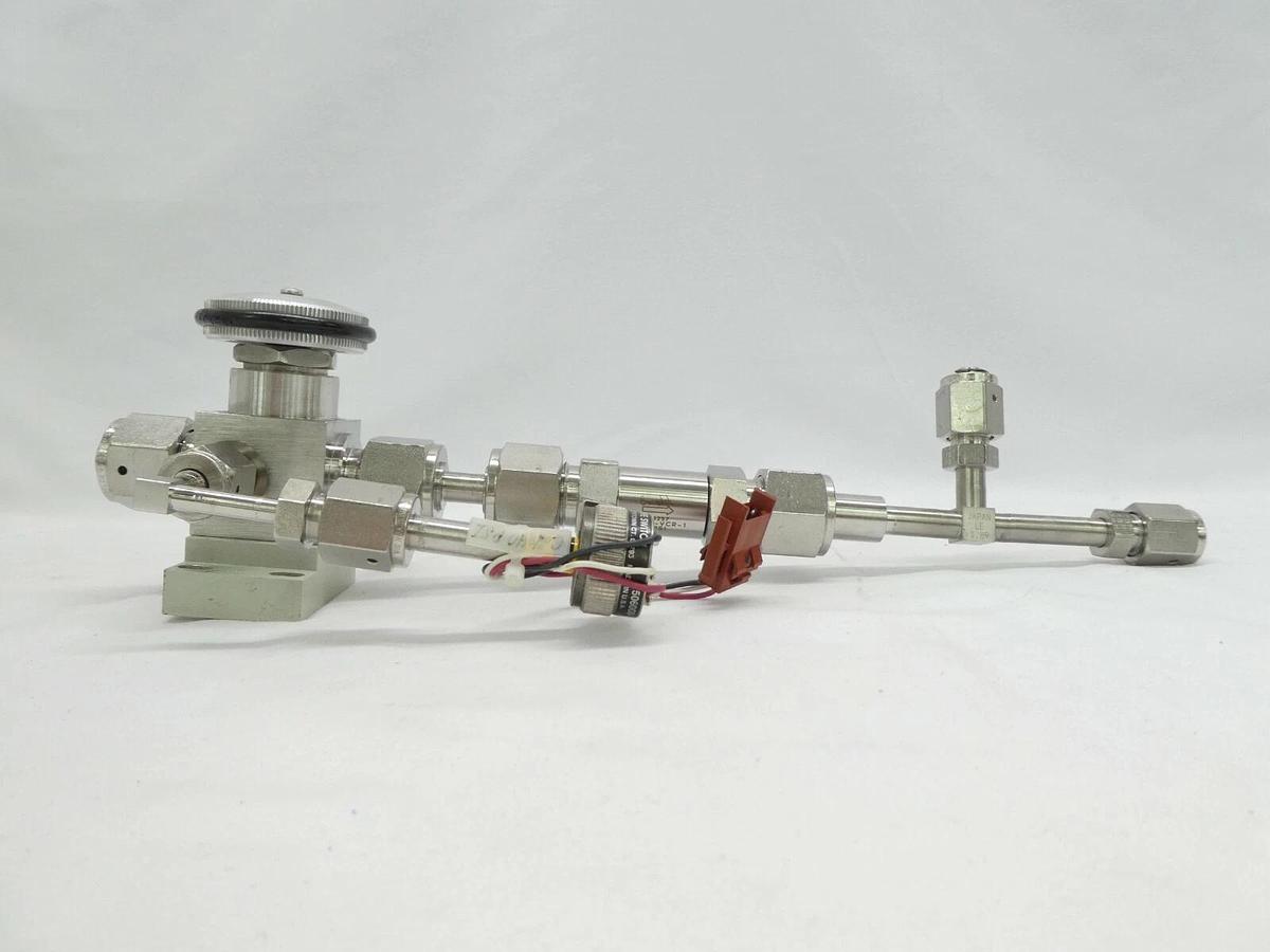 Used Parker 18AA-8482VM Manual Valve Assembly Bristol Babcock 506008-649 Lot of 2