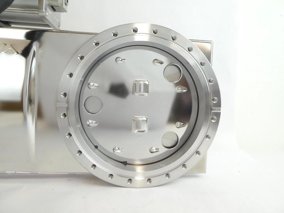 Used VAT 10846-UE28-AVN2 UHV Ultra High Vacuum Gate Valve AMAT Endura Working Surplus