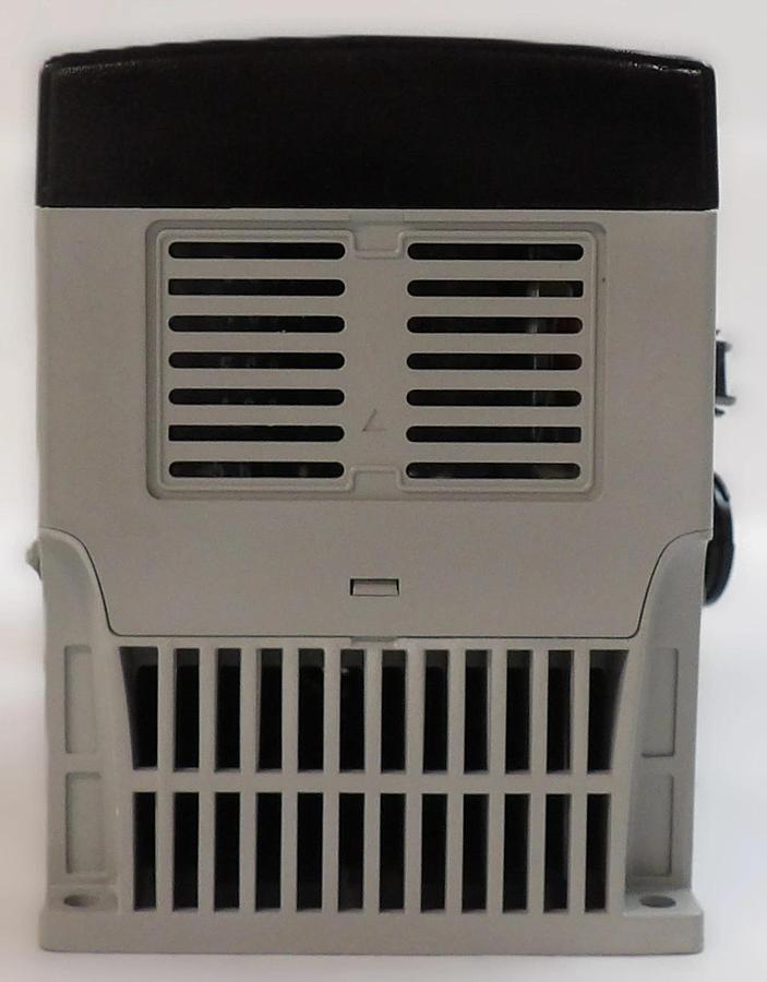 Used AB Allen-Bradley 22B-B012N104 AC Driver PowerFlex 40 AMAT 1080-00318 Working