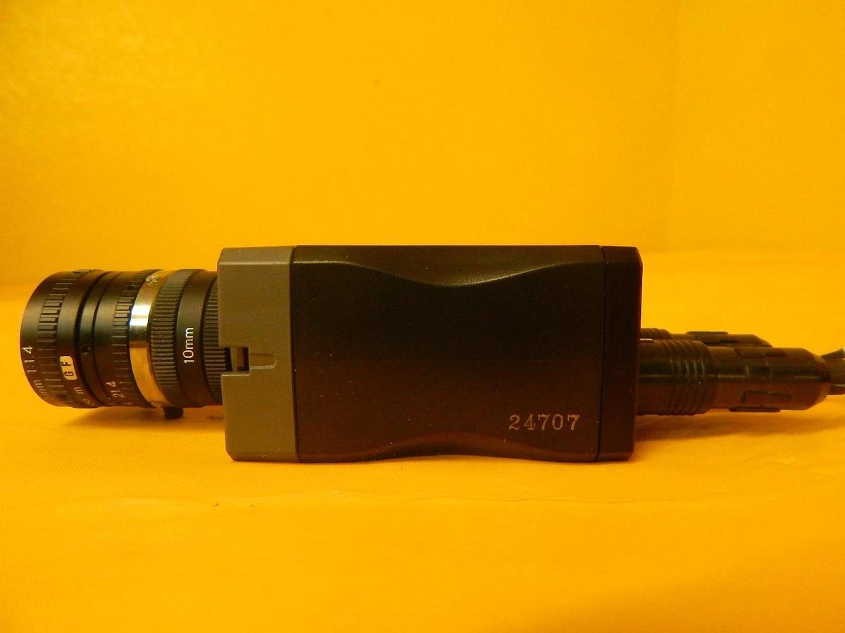 Used Omron V400-F050 2D Code Reader Camera 25mm TV Lens with Cable Used Working