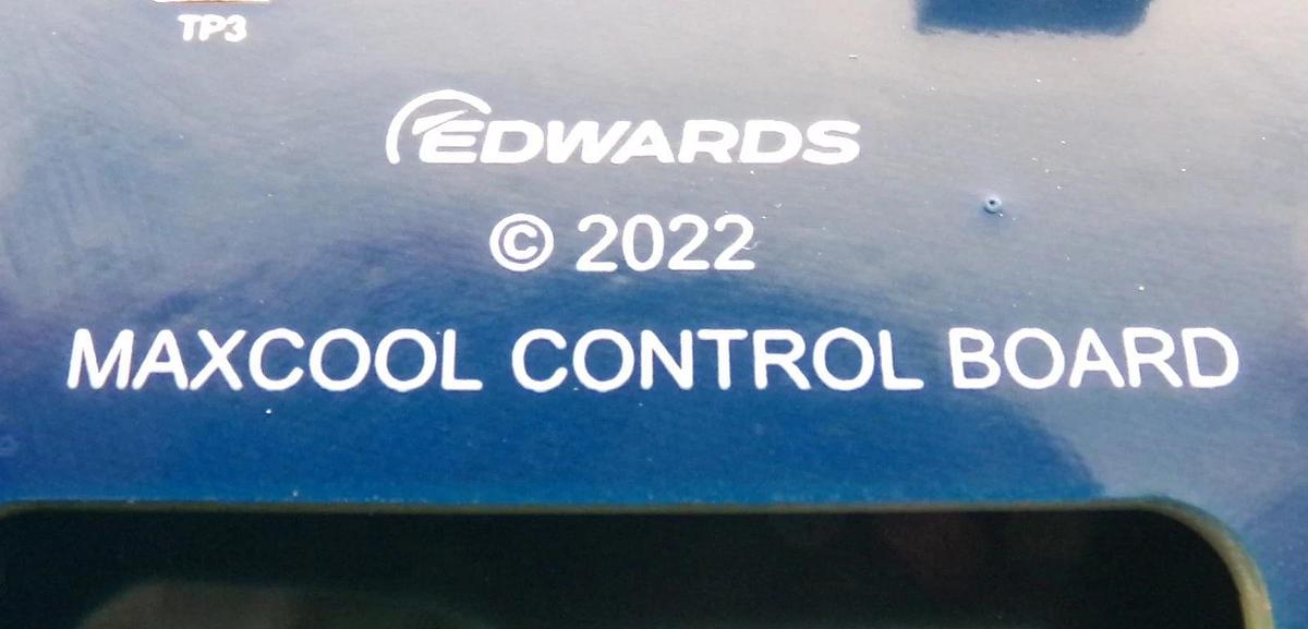 Used Edwards P501968-0001 Chiller PCB Maxcool Control Board Working