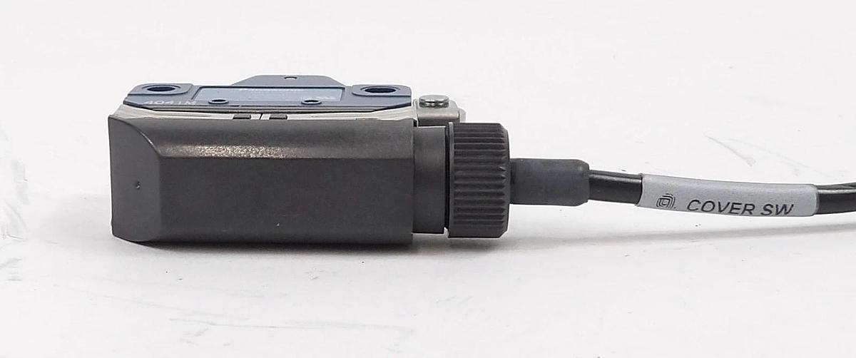 Used Panasonic AZH2241 Micro Limit Switch AMAT 0090-07587 Reseller Lot of 9 New
