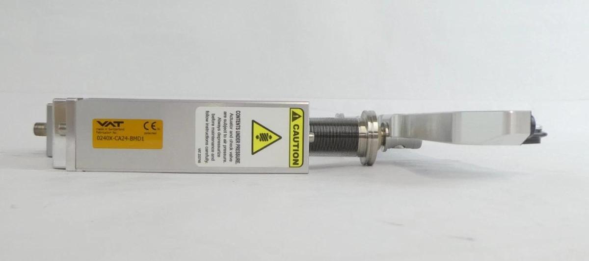 Used VAT 0240X-CA24-BMD1 300mm Pneumatic Vacuum Slit Valve Actuator and Gate Working