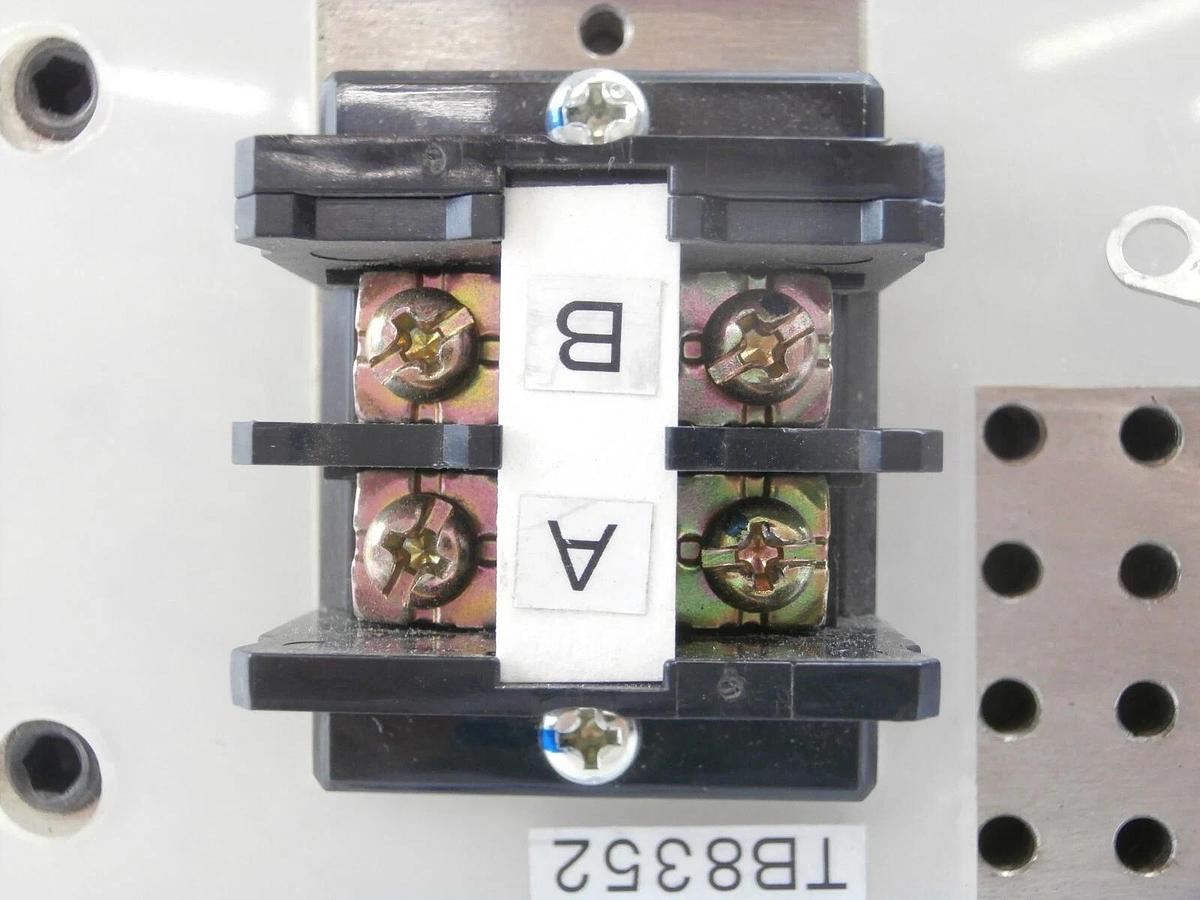 Used Sumitomo Electric M28489 YR Axis VCM1 Nikon 4K191-750 NSR-S205C Working Surplus