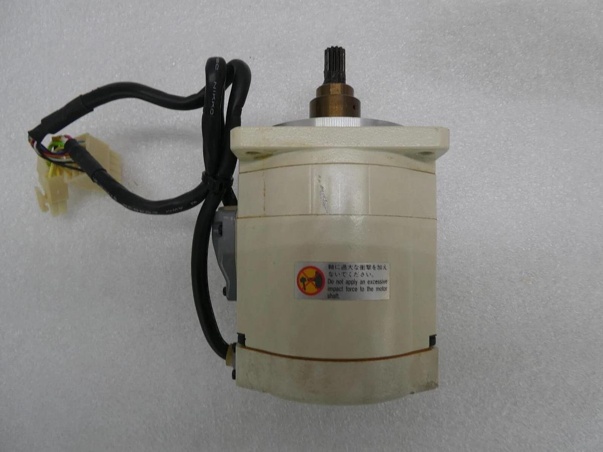 Used Panasonic MQMZ022A2D AC Servo Motor Reseller Lot of 4 Working Surplus