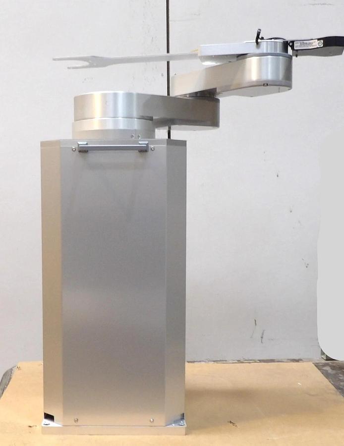 Used Hirata AR-Wn180CL-3-S-330-2-X453 Wafer Handling Robot Working Surplus