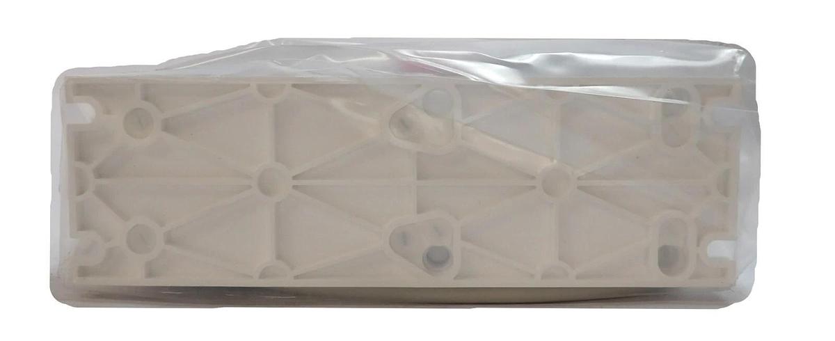 Entegris 6500-T2-F02-H04-M-P8-U3 NT Integrated Flow Controller New Surplus