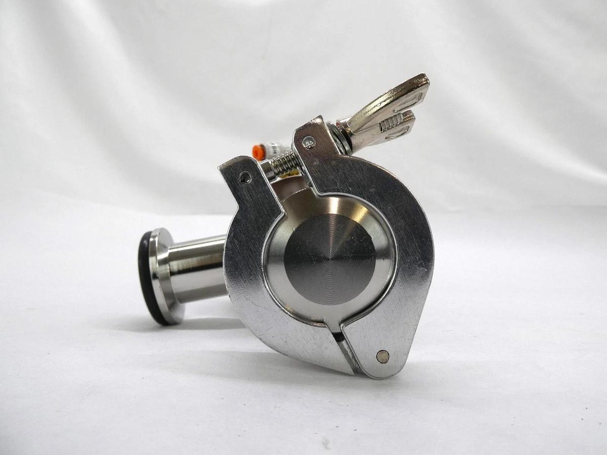 Used MKS Instruments UHV-25-AKK-ENVN Pneumatic Angle Valve AMAT 3870-04136 Working