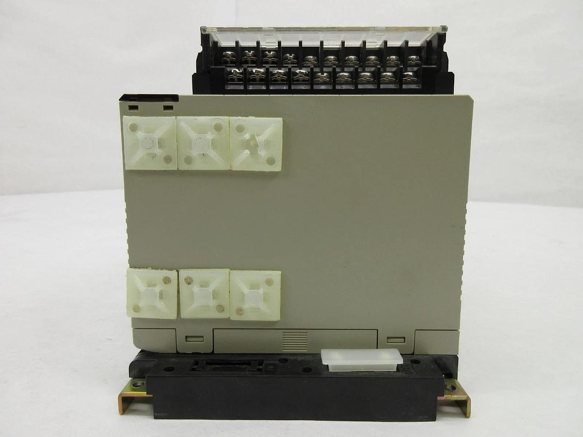 Used Omron C200HE Programmable Logic Controller PLC SYSMAC Nikon NSR-S202A Working